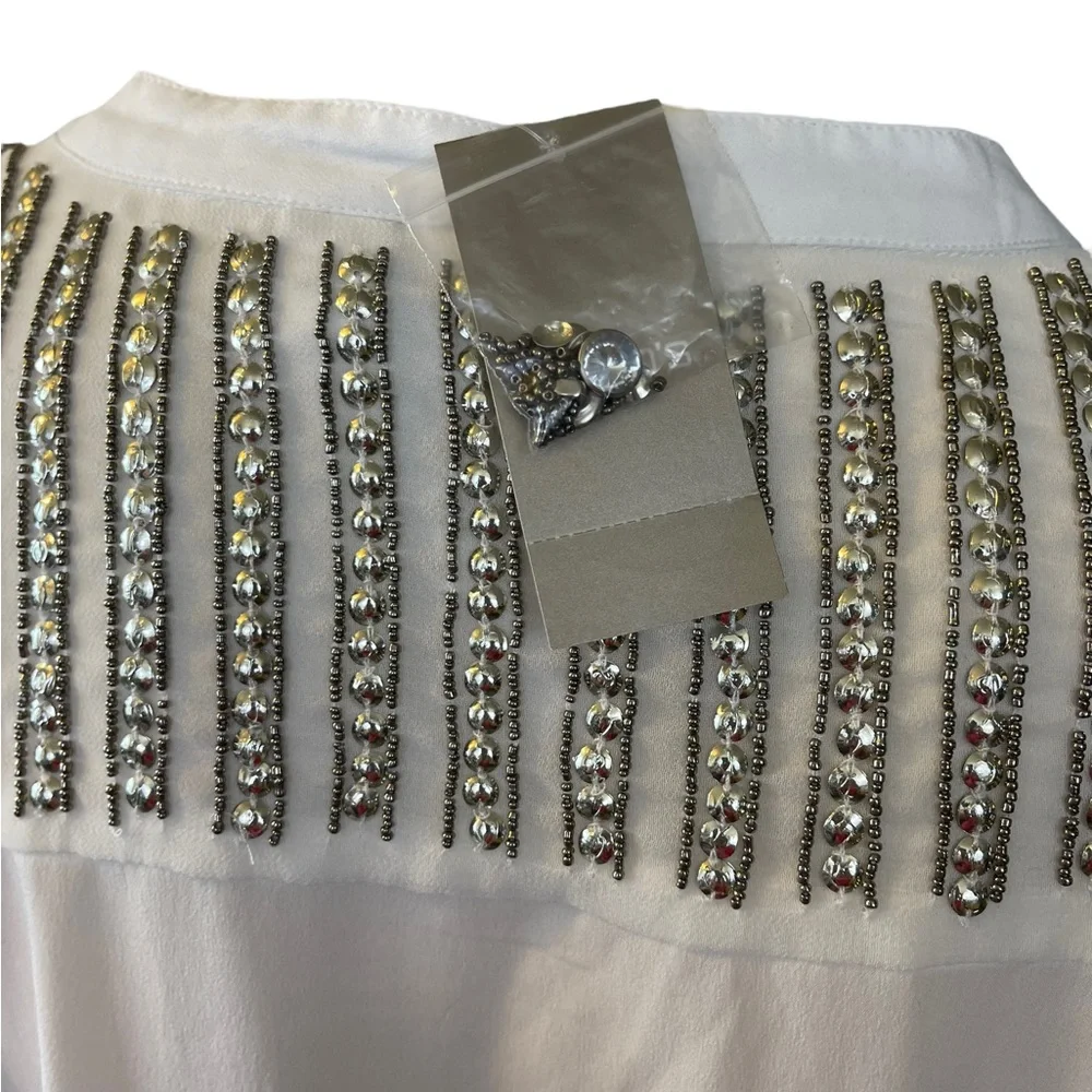 Chico’s Studded Antique White Blouse Size 2 = L / 12 - Picture 7 of 12